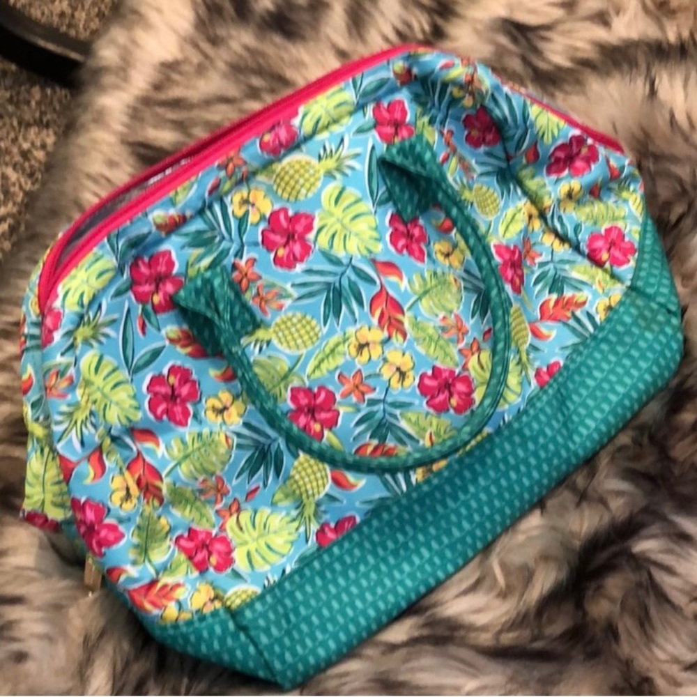 Tupperware lunch box